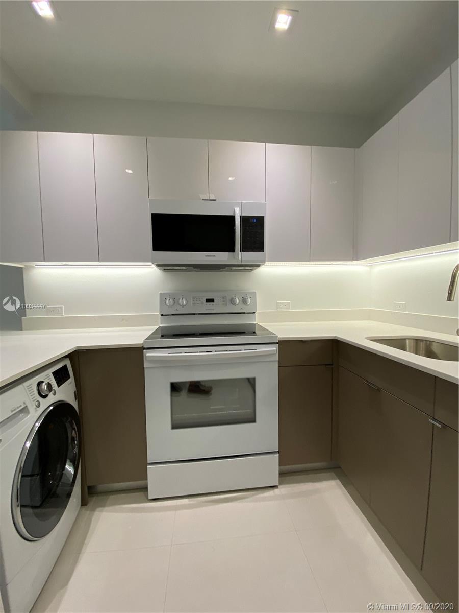See details / 1780 sq. ft. $ 2021-02-01 0 Photo