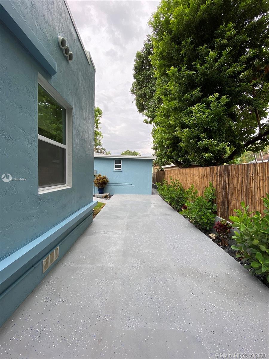 See details / 1780 sq. ft. $ 2021-02-01 0 Photo