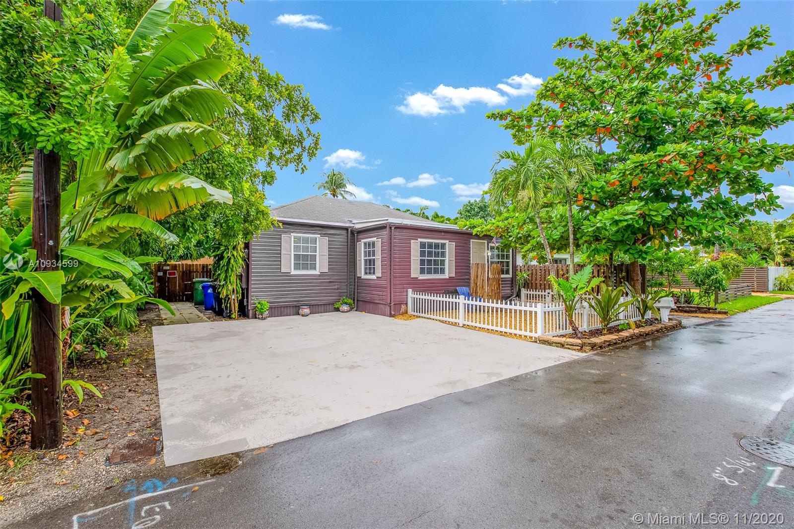 See details / 0 sq. ft. $ 2020-11-02 0 Photo
