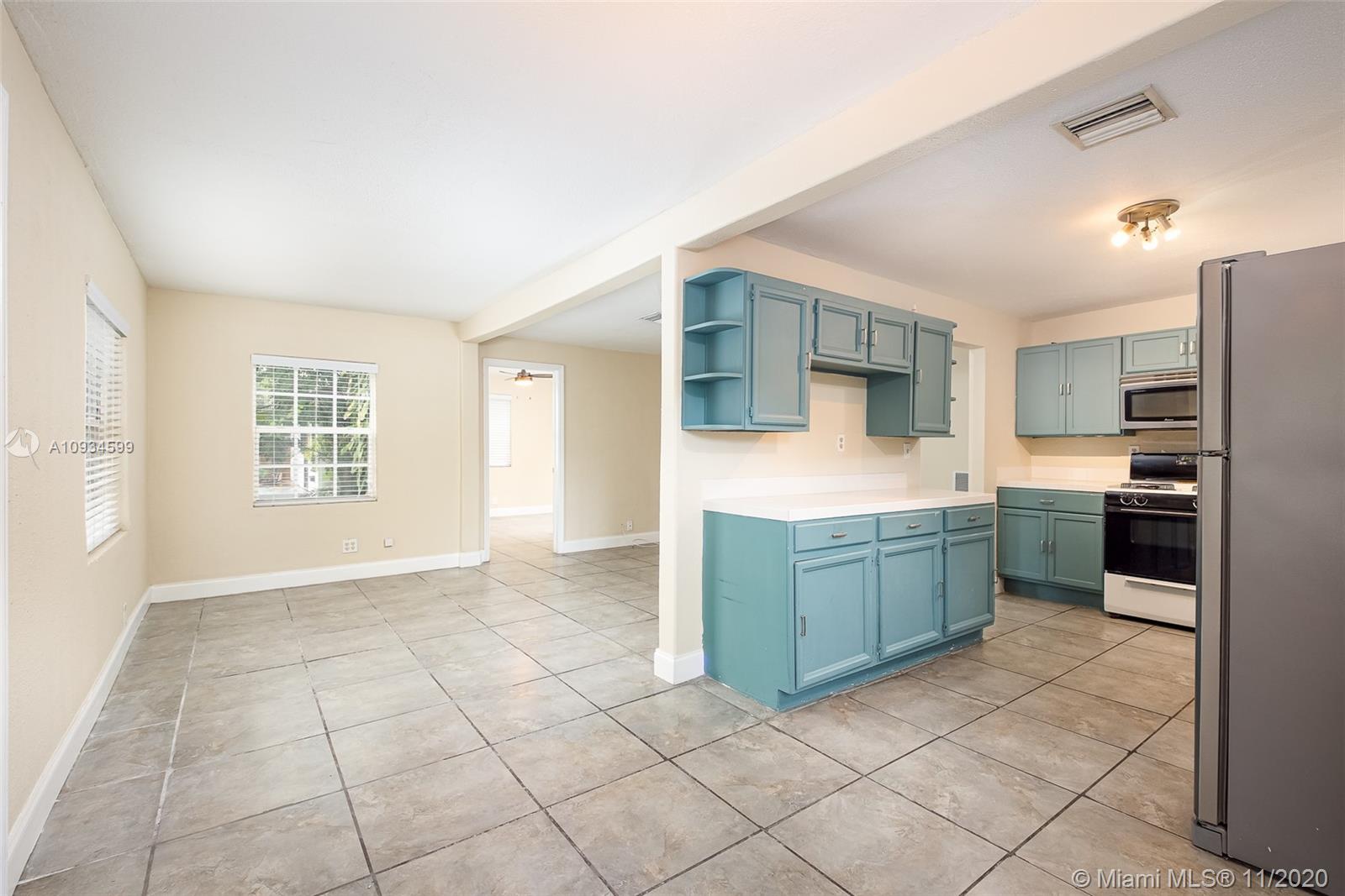 See details / 0 sq. ft. $ 2020-11-02 0 Photo