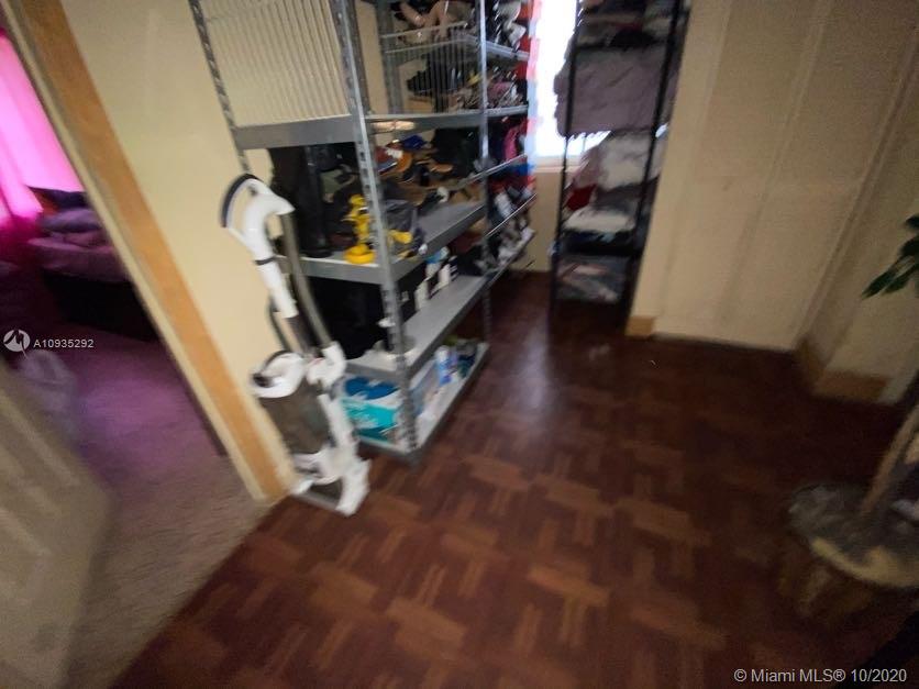See details / 1584 sq. ft. $ 2020-11-11 0 Photo