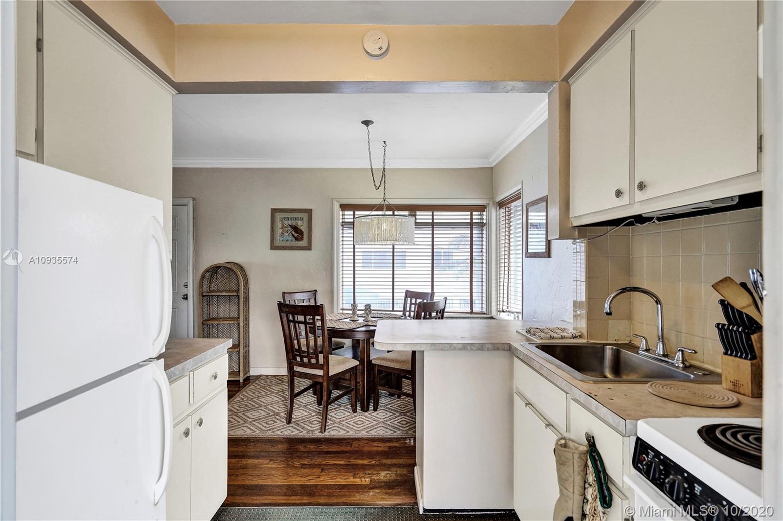 See details / 0 sq. ft. $ 2020-10-04 0 Photo