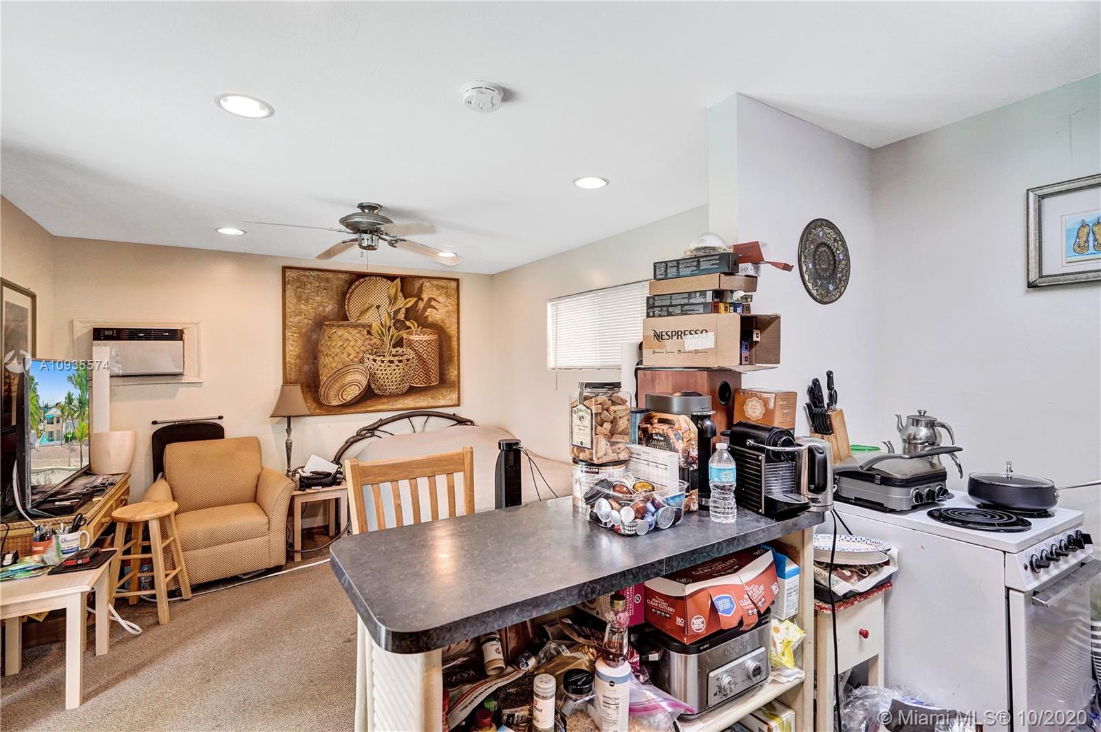 See details / 0 sq. ft. $ 2020-10-04 0 Photo