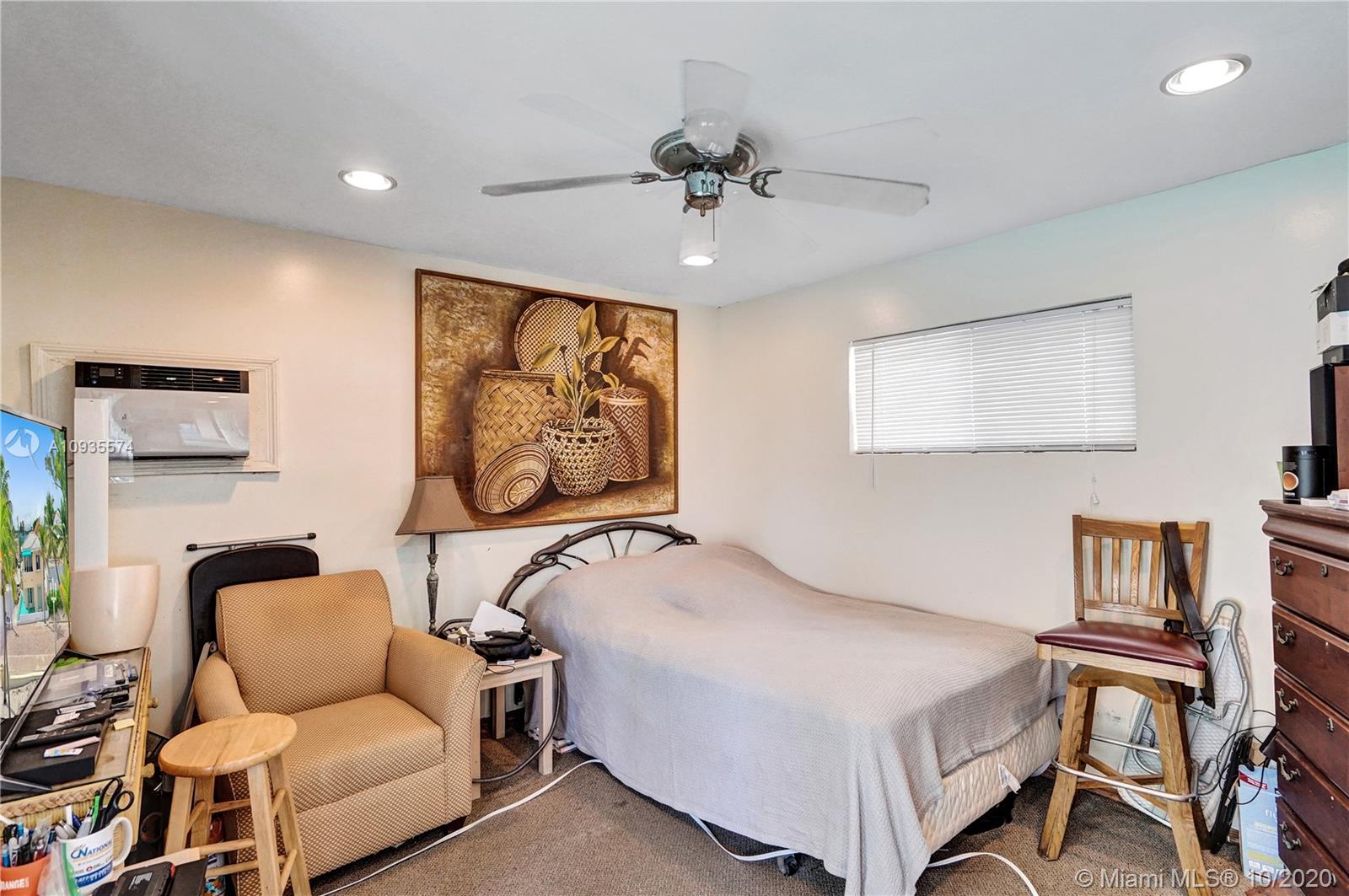 See details / 0 sq. ft. $ 2020-10-04 0 Photo