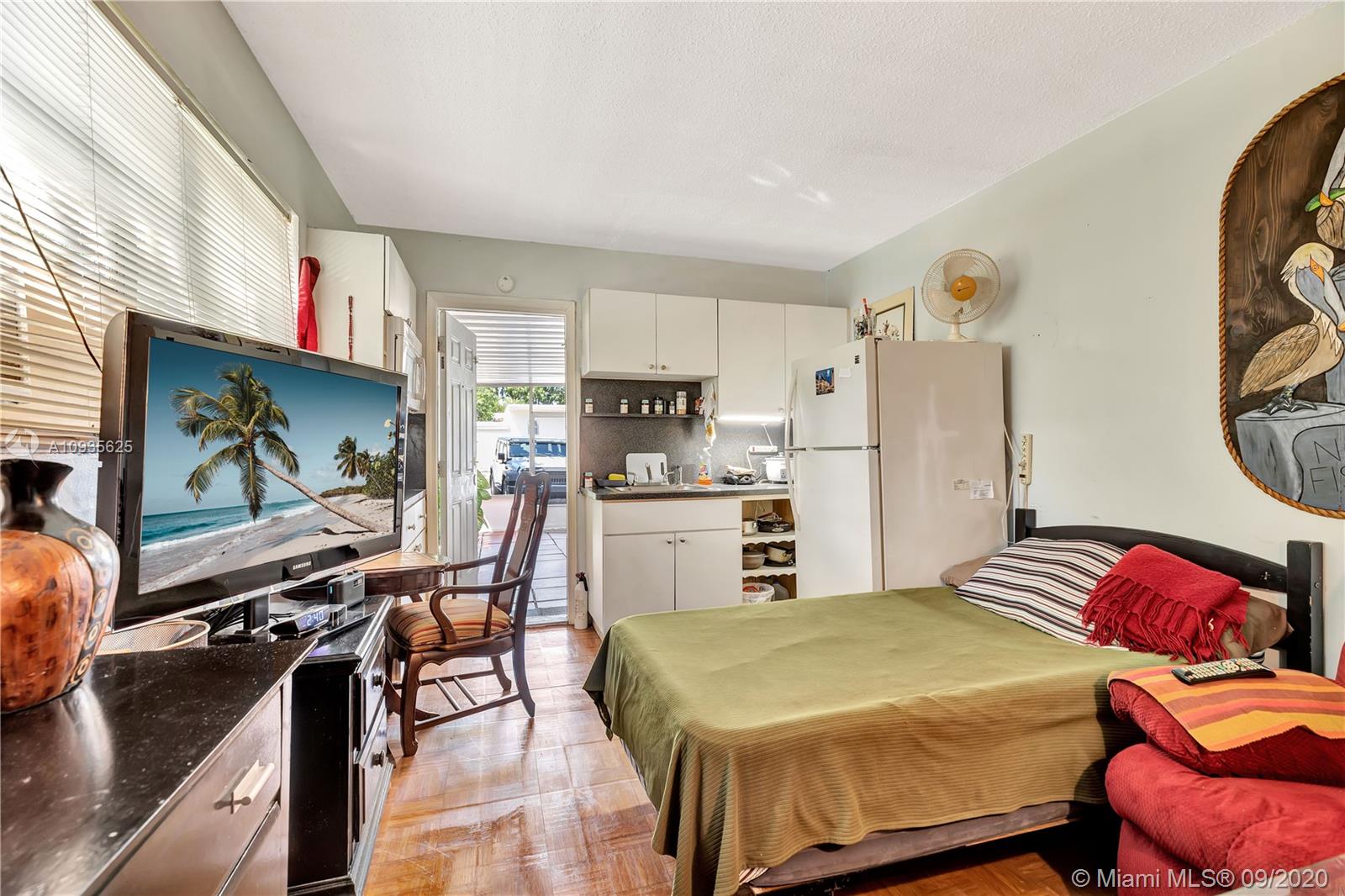 See details / 0 sq. ft. $ 2020-10-01 0 Photo