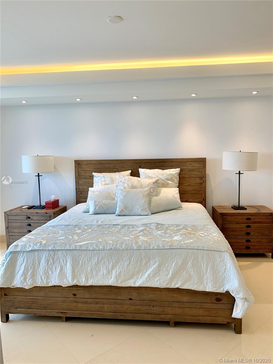 Ver detalles 2809 2 / 1 1086 sq. ft. $ 2020-10-01 0 foto