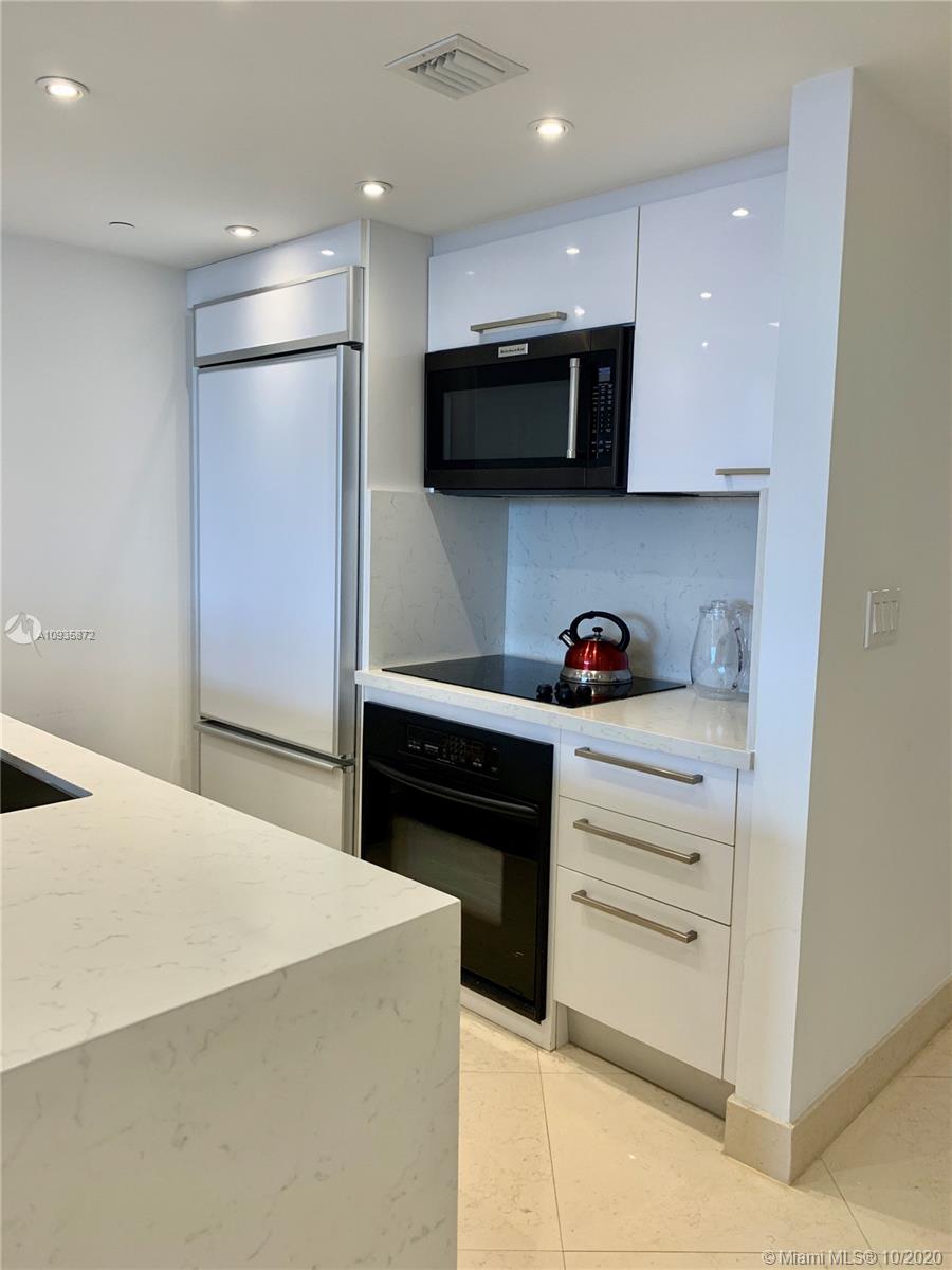 Ver detalles 2809 2 / 1 1086 sq. ft. $ 2020-10-01 0 foto