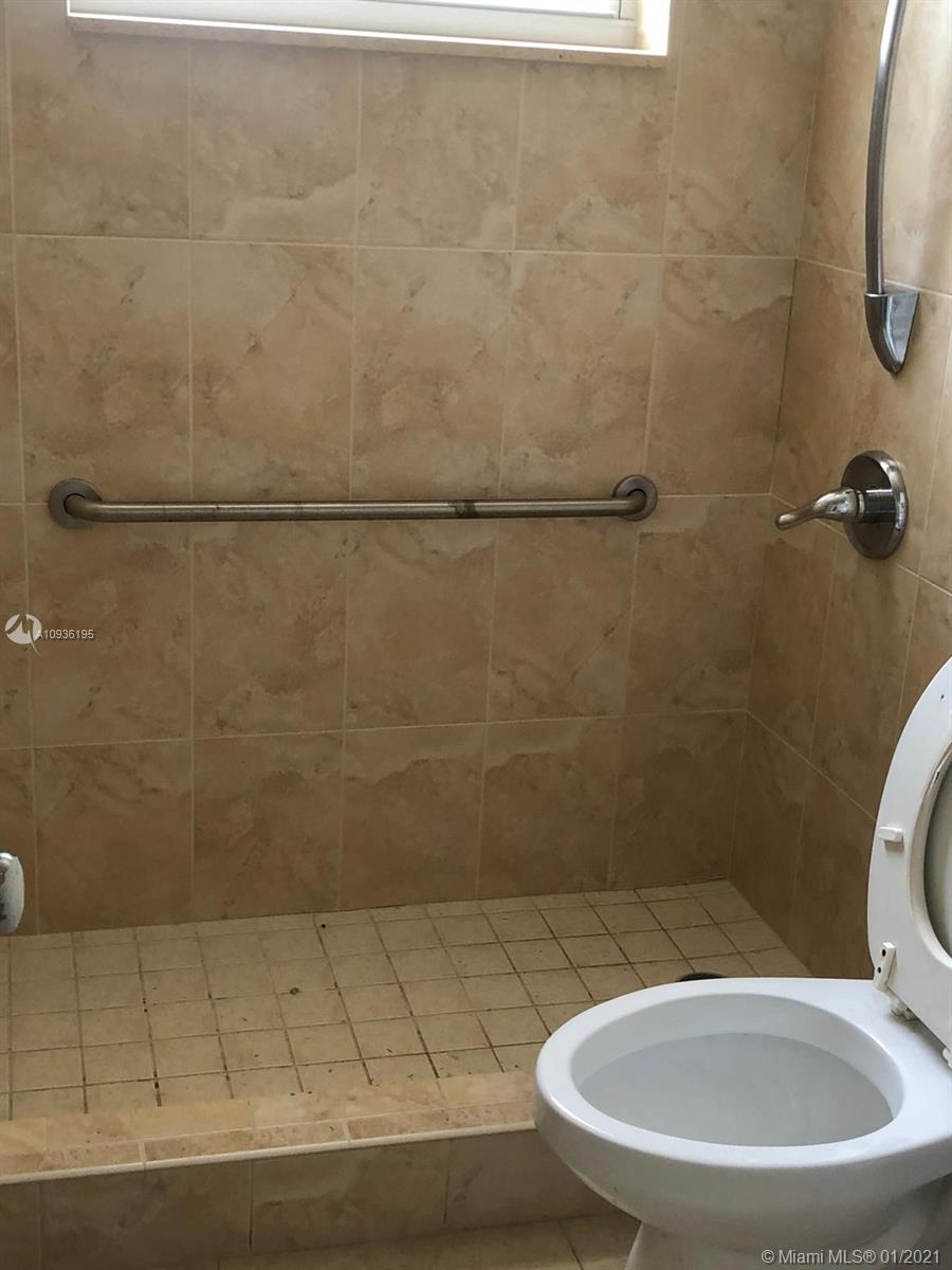 See details / 2094 sq. ft. $ 2020-10-01 0 Photo