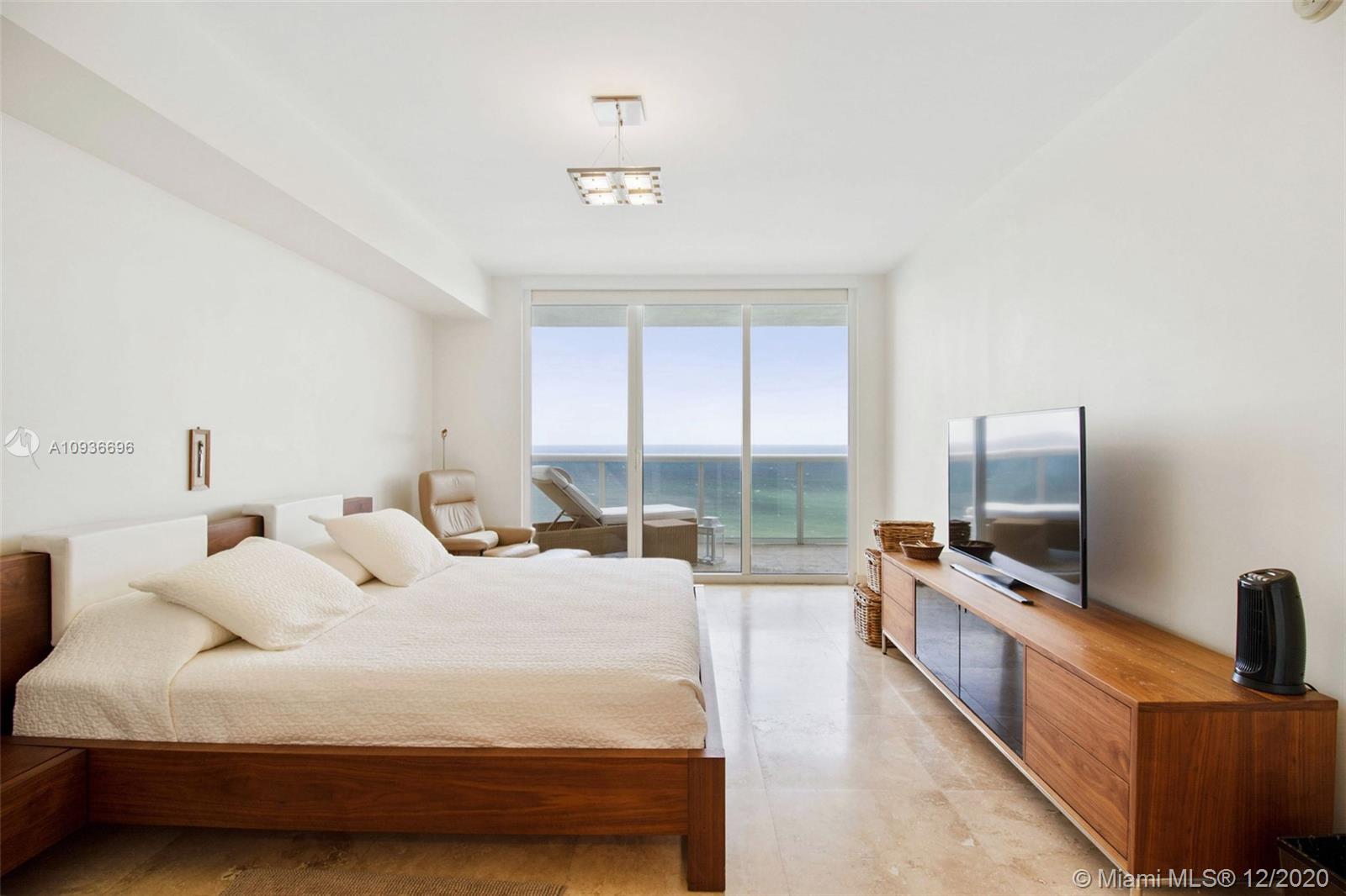Ver detalles 2402 3 / 3 1841 sq. ft. $ 2020-10-02 0 foto