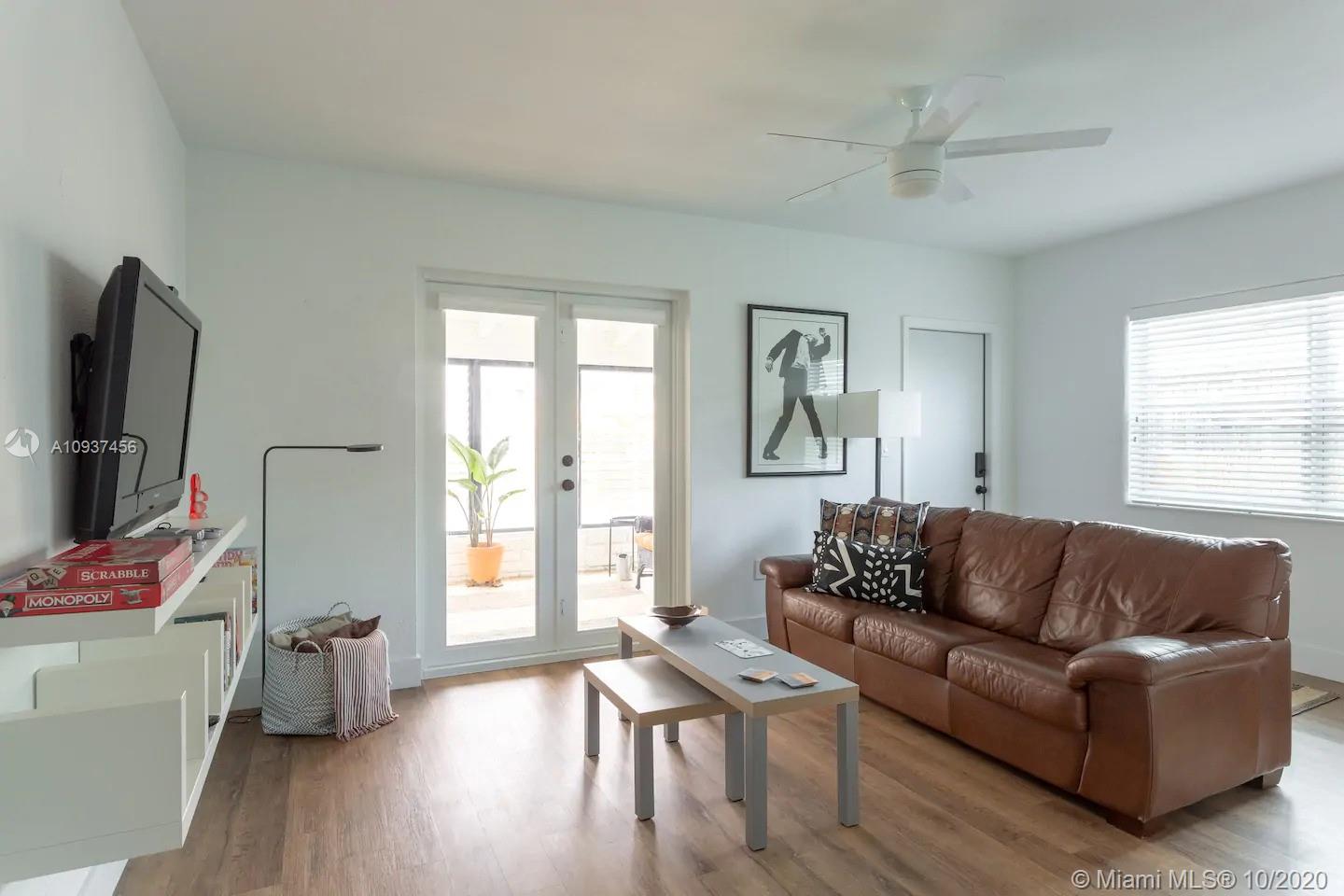 See details / 2245 sq. ft. $ 2020-10-05 0 Photo