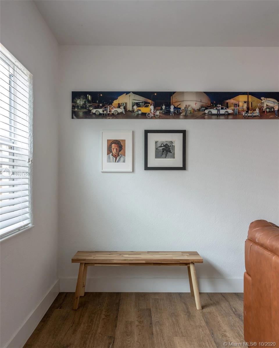 See details / 2245 sq. ft. $ 2020-10-05 0 Photo