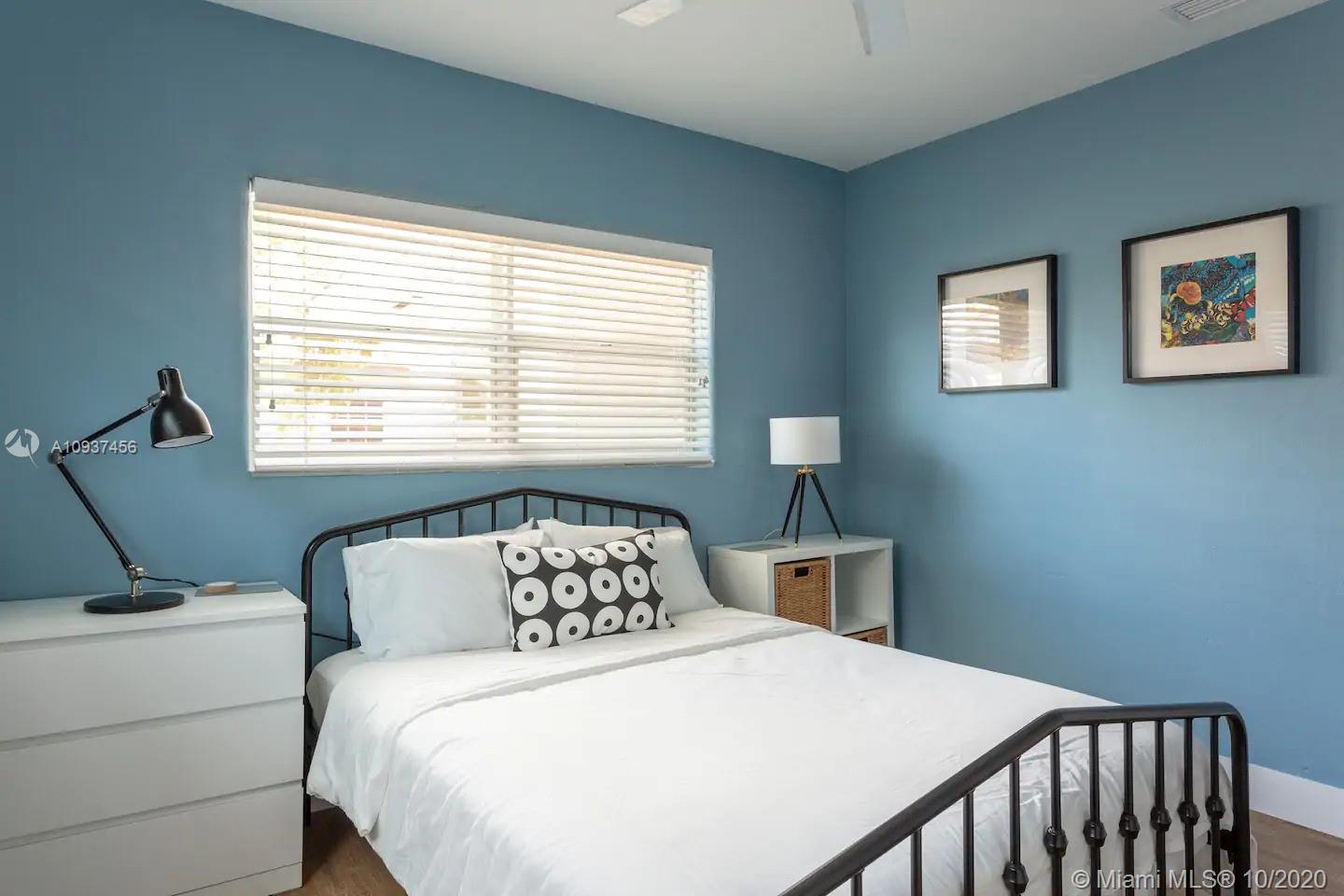 See details / 2245 sq. ft. $ 2020-10-05 0 Photo