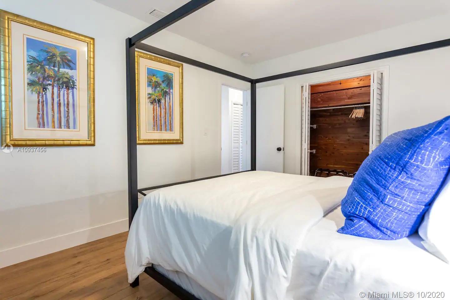 See details / 2245 sq. ft. $ 2020-10-05 0 Photo