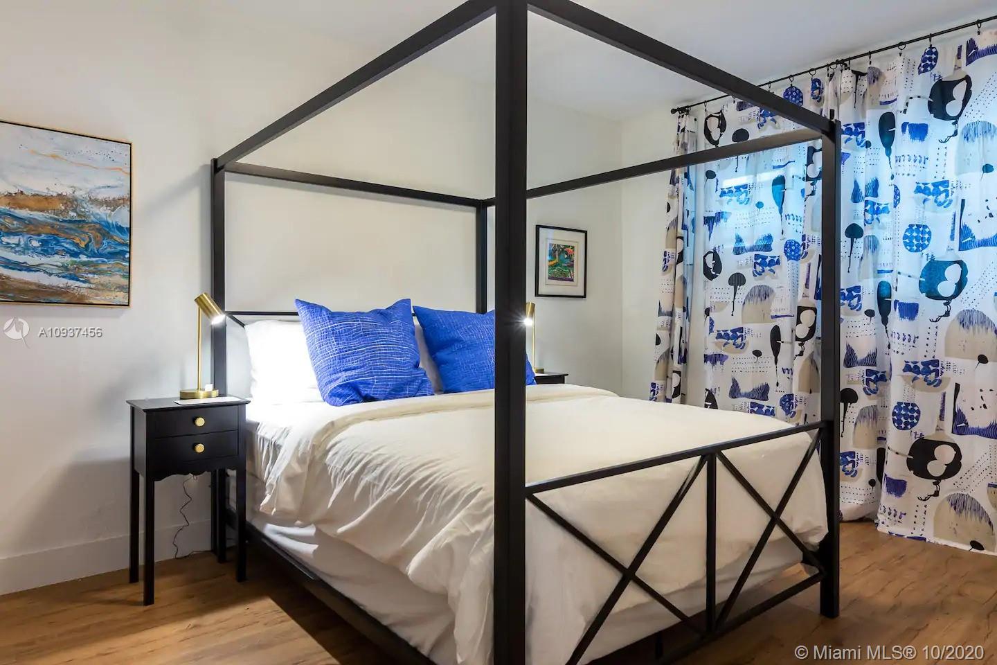 See details / 2245 sq. ft. $ 2020-10-05 0 Photo