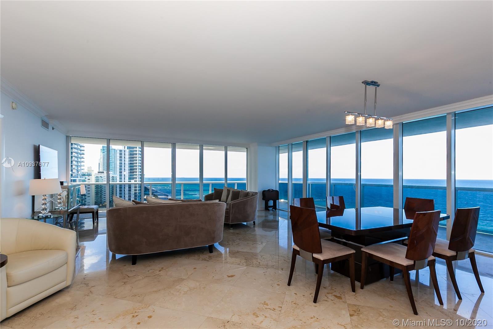 See details 1601 3 / 3 2065 sq. ft. $ 2020-10-05 0 Photo