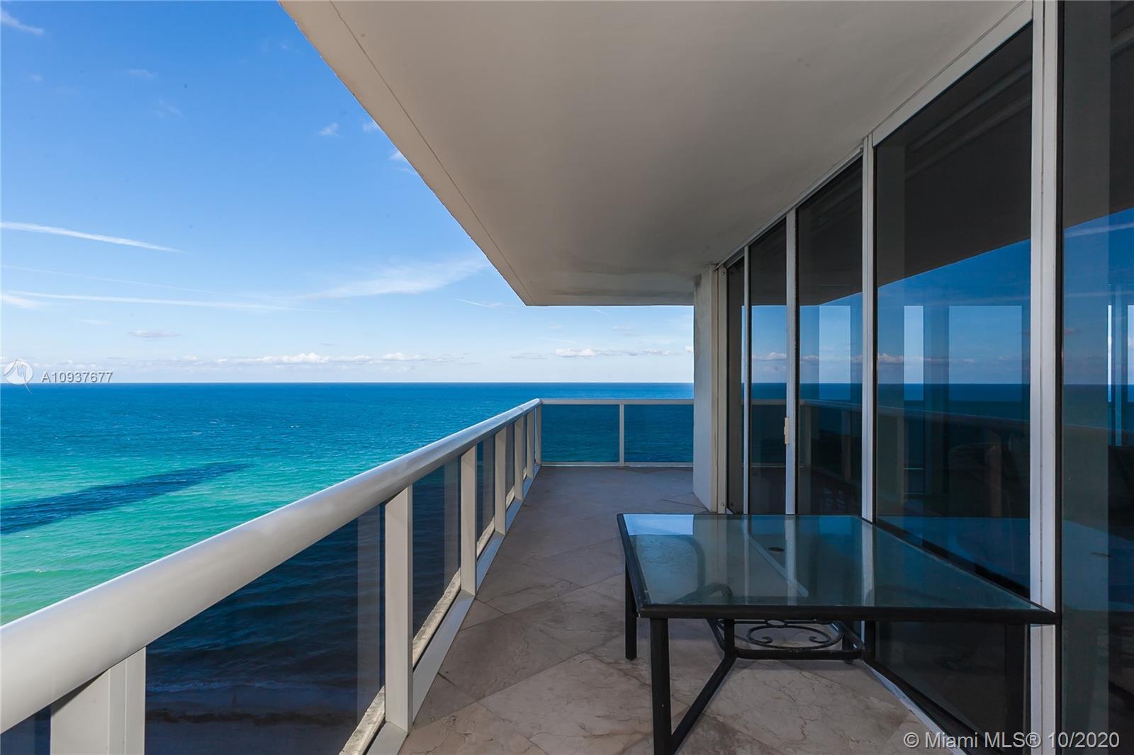 See details 1601 3 / 3 2065 sq. ft. $ 2020-10-05 0 Photo