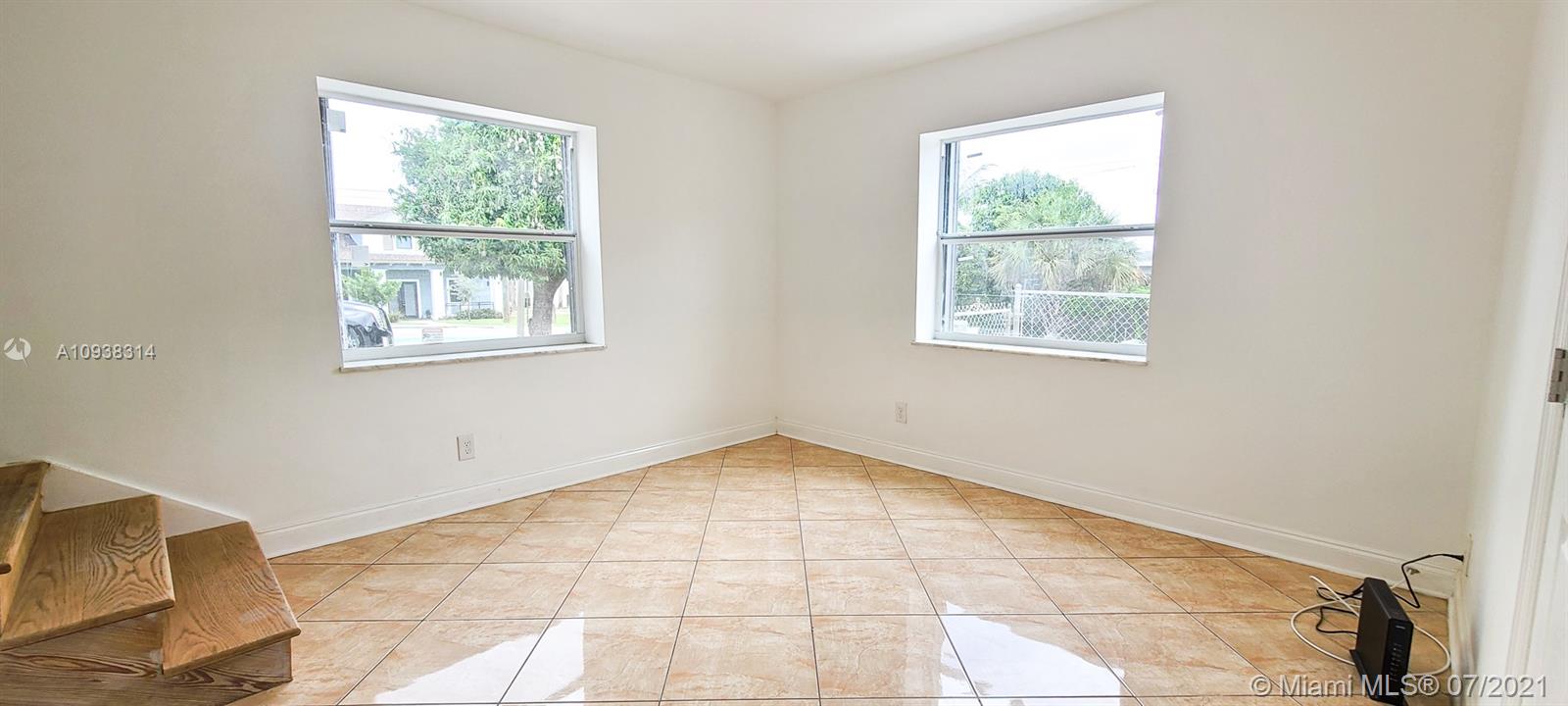 See details / 2656 sq. ft. $ 2020-10-06 0 Photo