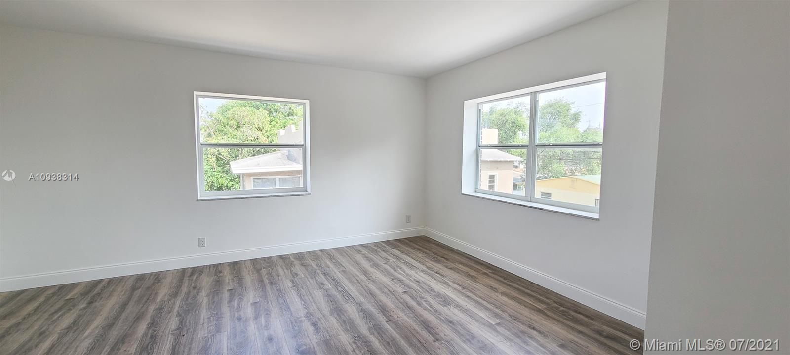 See details / 2656 sq. ft. $ 2020-10-06 0 Photo