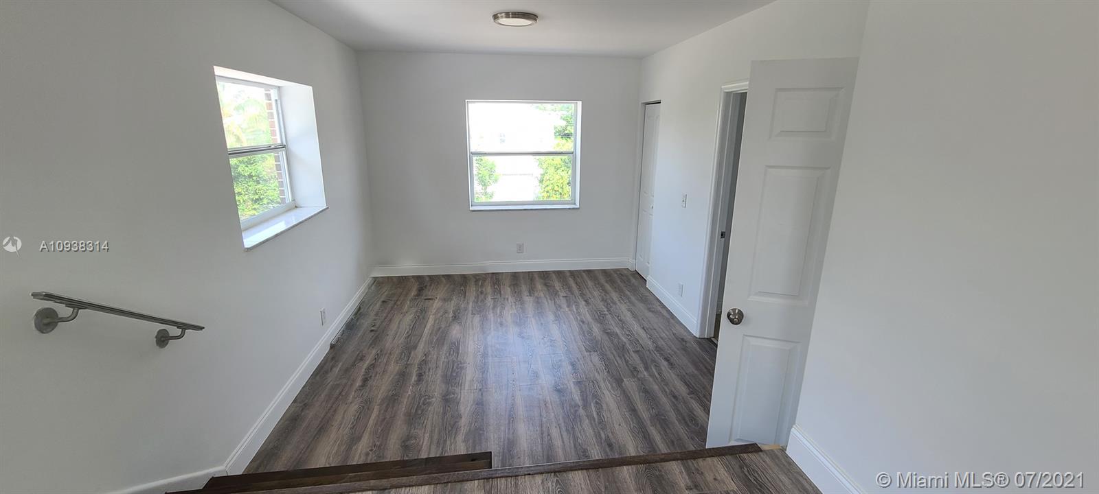 See details / 2656 sq. ft. $ 2020-10-06 0 Photo