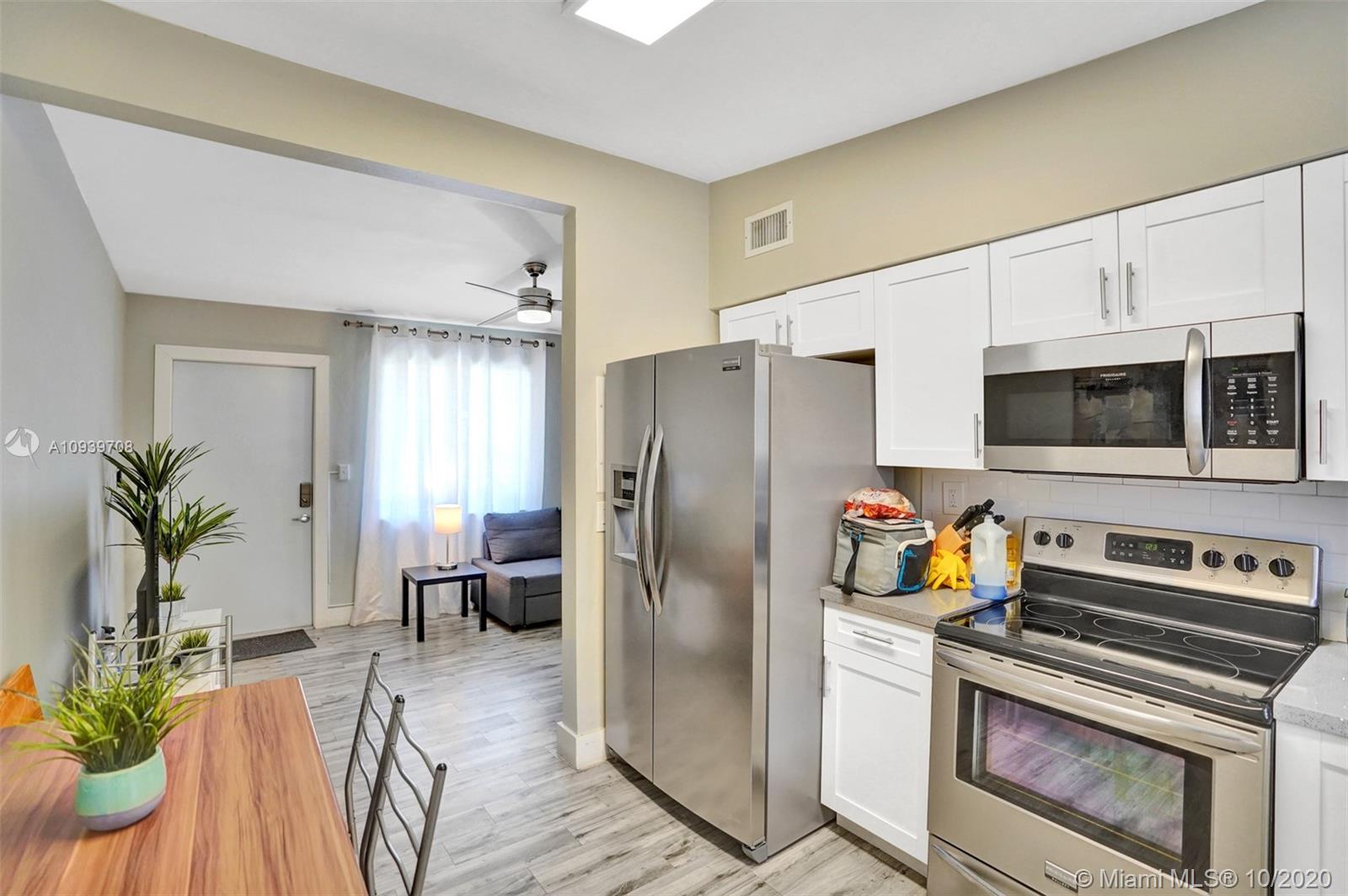 See details / 1281 sq. ft. $ 2020-10-08 0 Photo