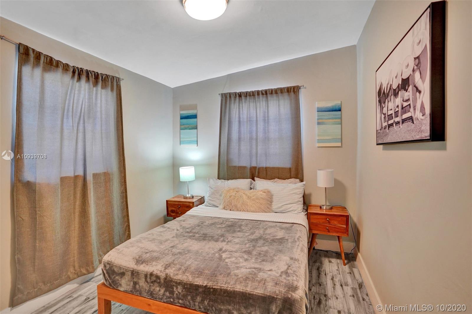 See details / 1281 sq. ft. $ 2020-10-08 0 Photo