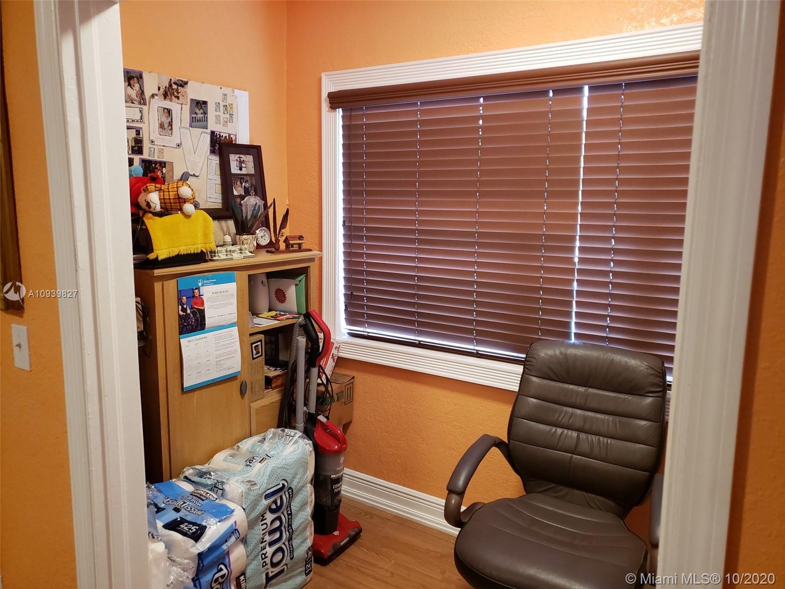See details / 2480 sq. ft. $ 2020-10-08 0 Photo