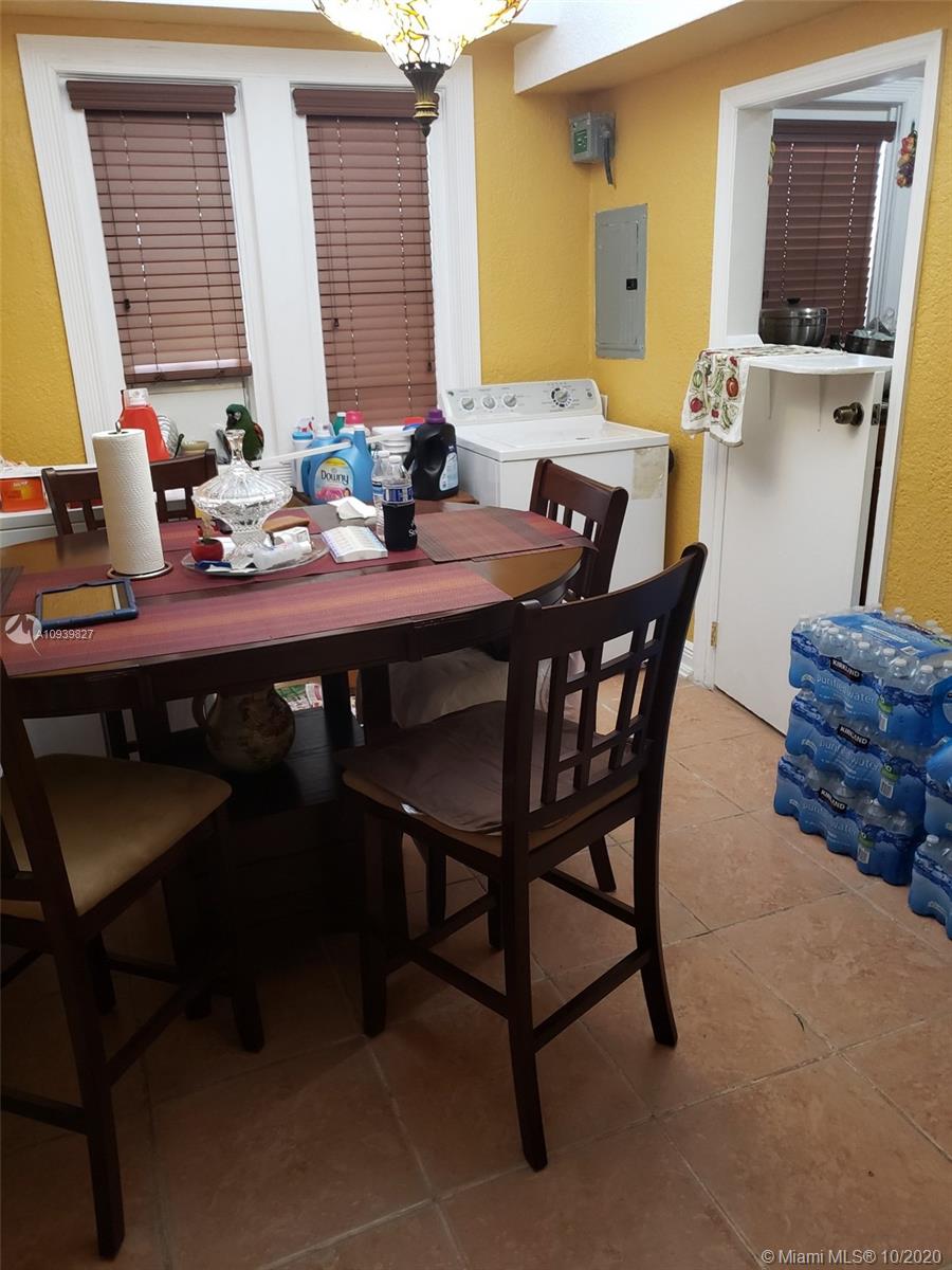 See details / 2480 sq. ft. $ 2020-10-08 0 Photo