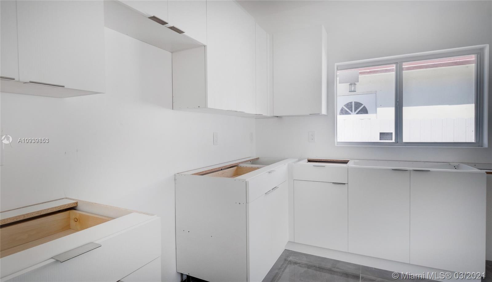 See details / 2648 sq. ft. $ 2021-03-05 0 Photo