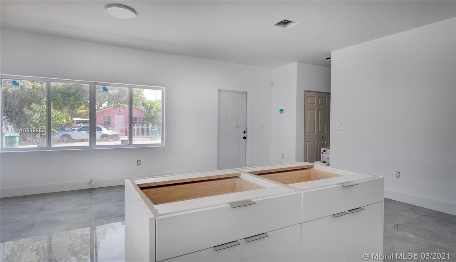See details / 2648 sq. ft. $ 2021-03-05 0 Photo
