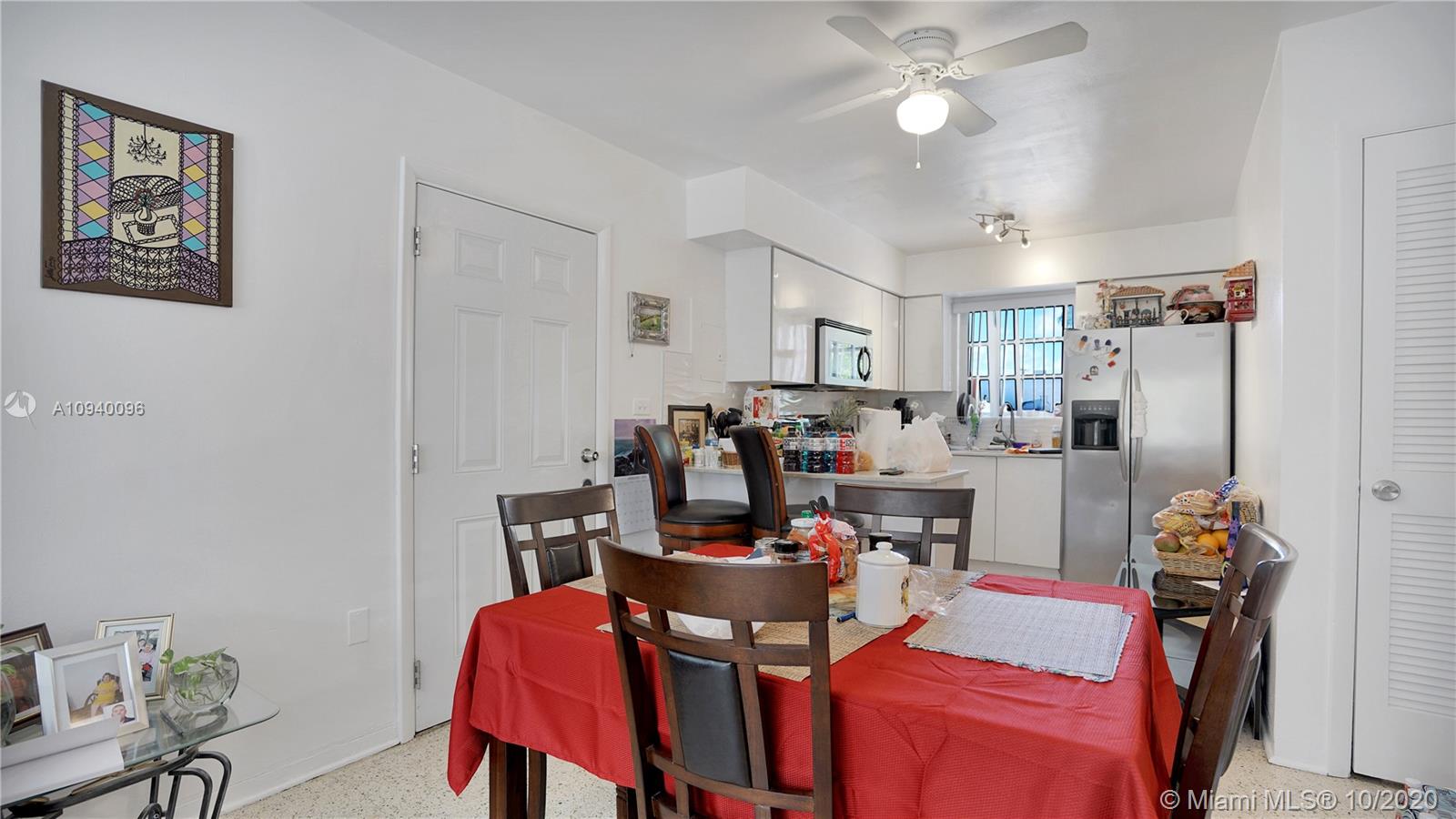 See details / 3038 sq. ft. $ 2020-10-09 0 Photo