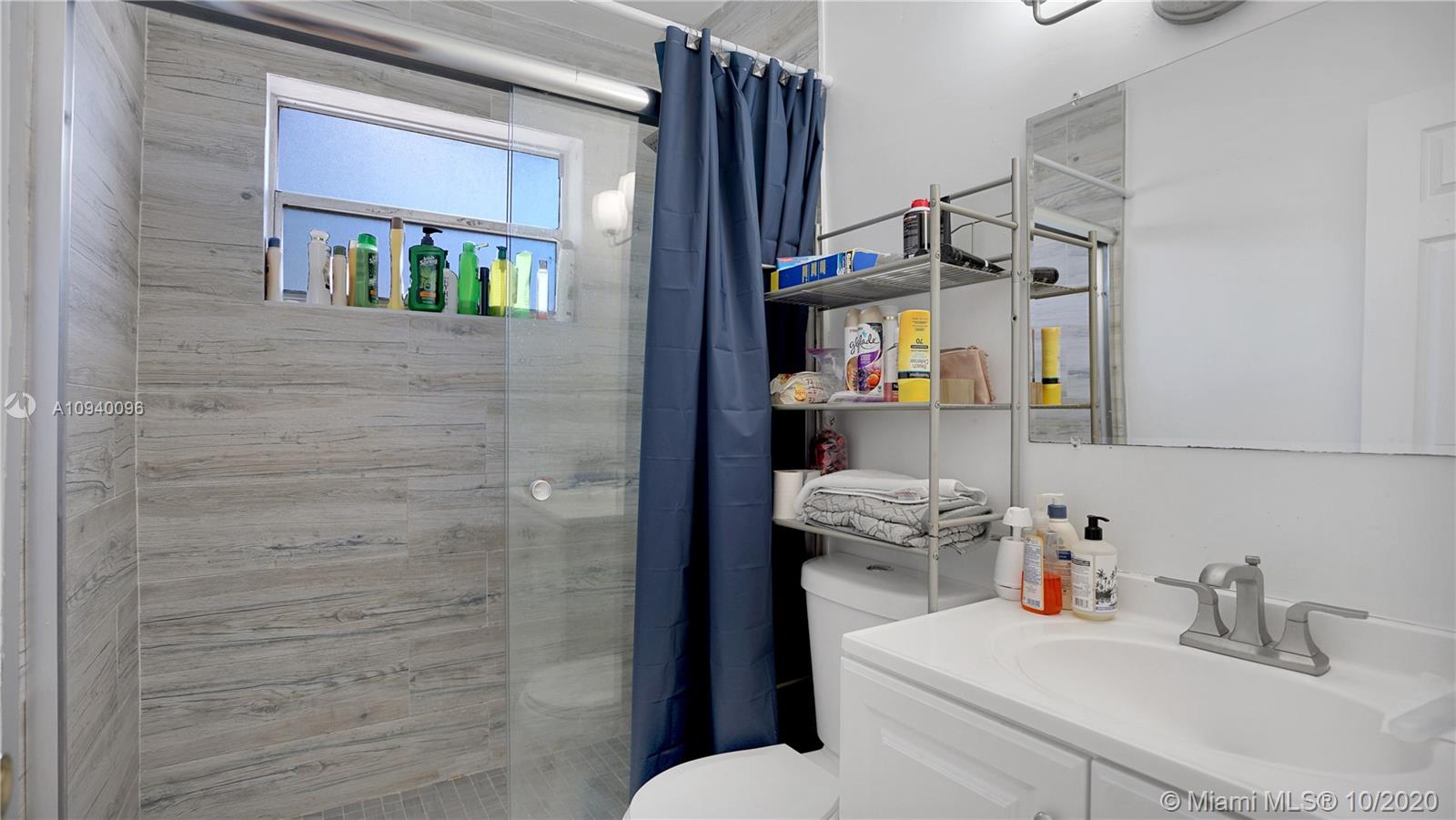 See details / 3038 sq. ft. $ 2020-10-09 0 Photo