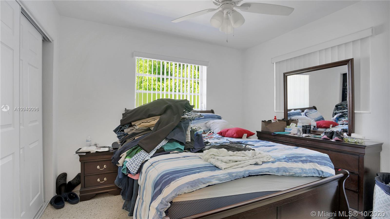 See details / 3038 sq. ft. $ 2020-10-09 0 Photo