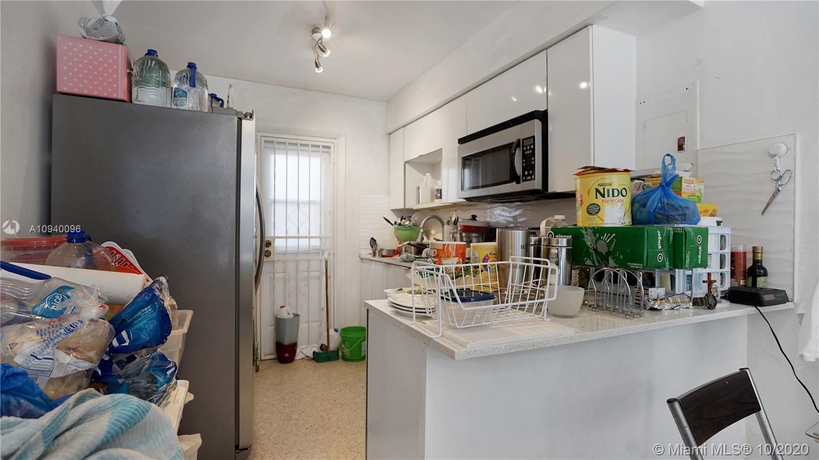 See details / 3038 sq. ft. $ 2020-10-09 0 Photo