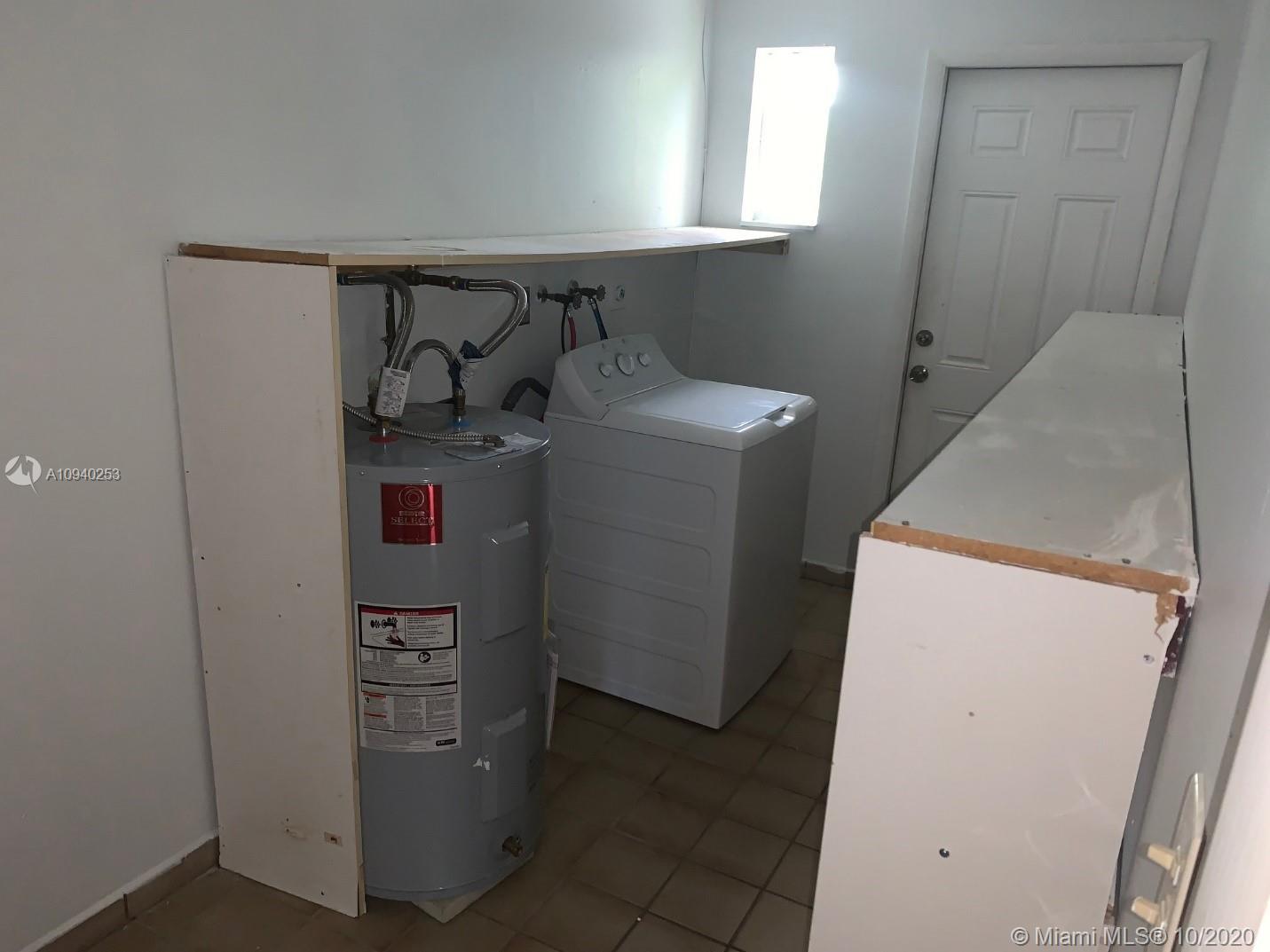 See details / 2828 sq. ft. $ 2020-10-09 0 Photo