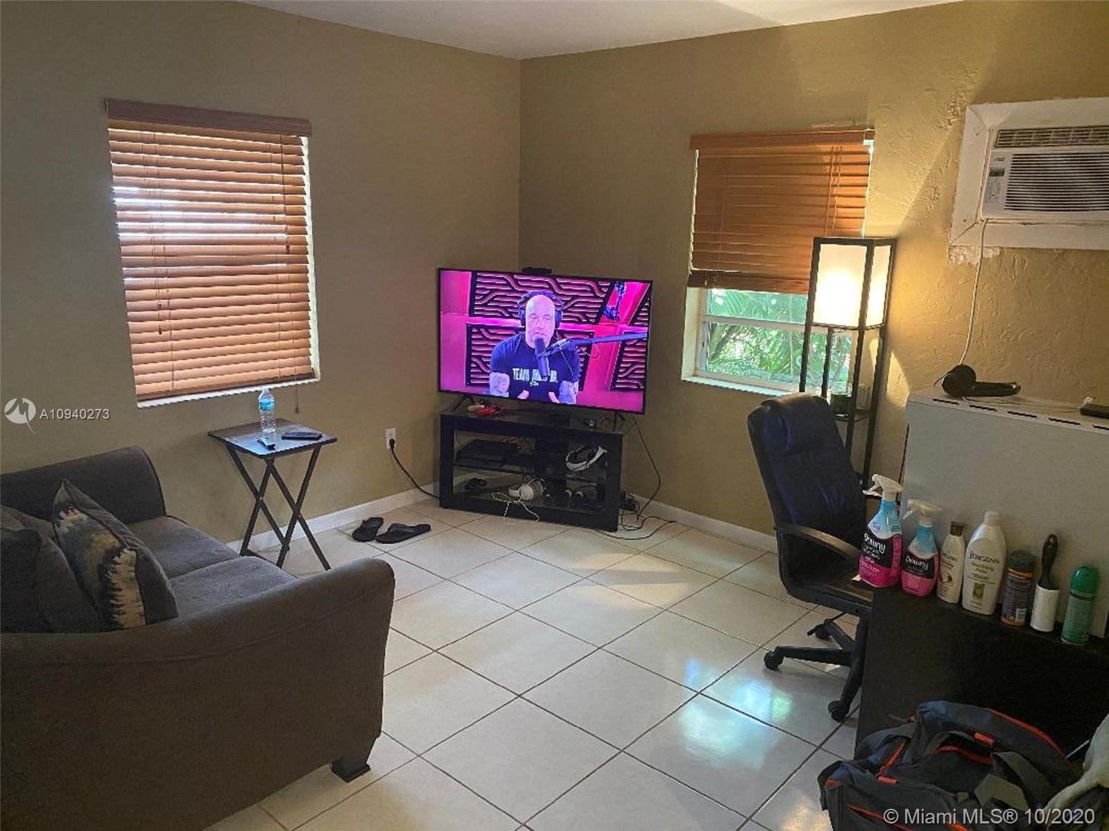 See details / 1400 sq. ft. $ 2020-12-22 0 Photo