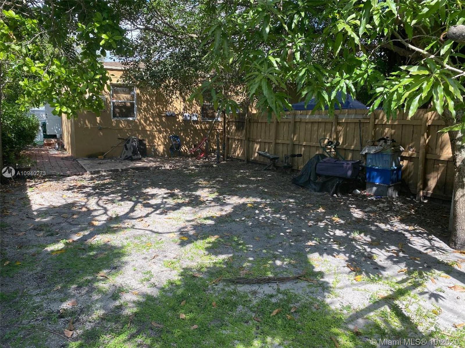See details / 1400 sq. ft. $ 2020-12-22 0 Photo