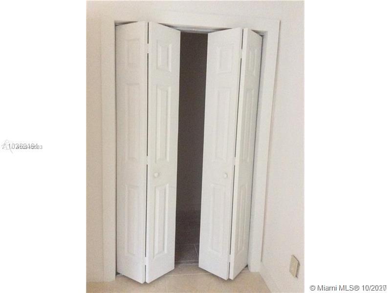 See details / sq. ft. $ 2020-10-09 0 Photo