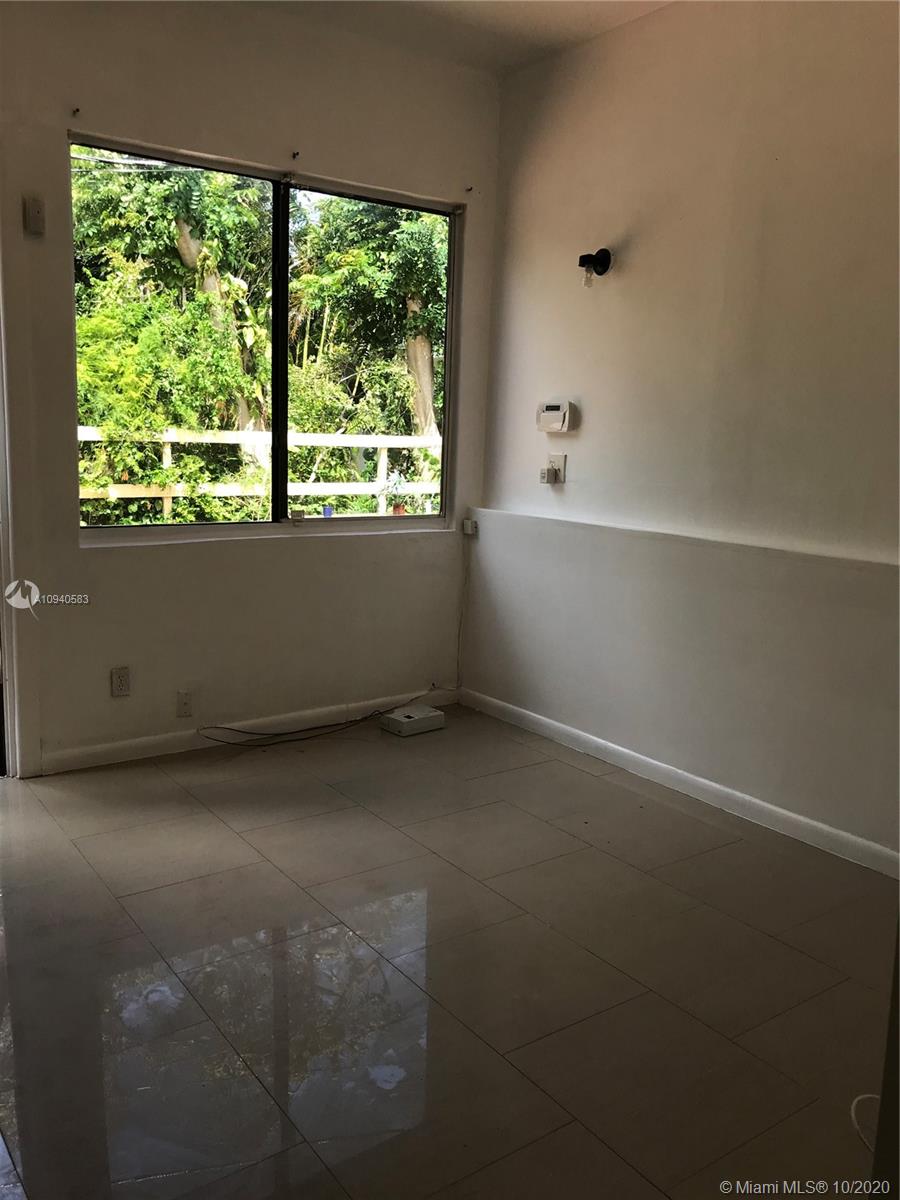 See details / sq. ft. $ 2020-10-09 0 Photo