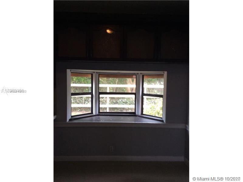 See details / sq. ft. $ 2020-10-09 0 Photo