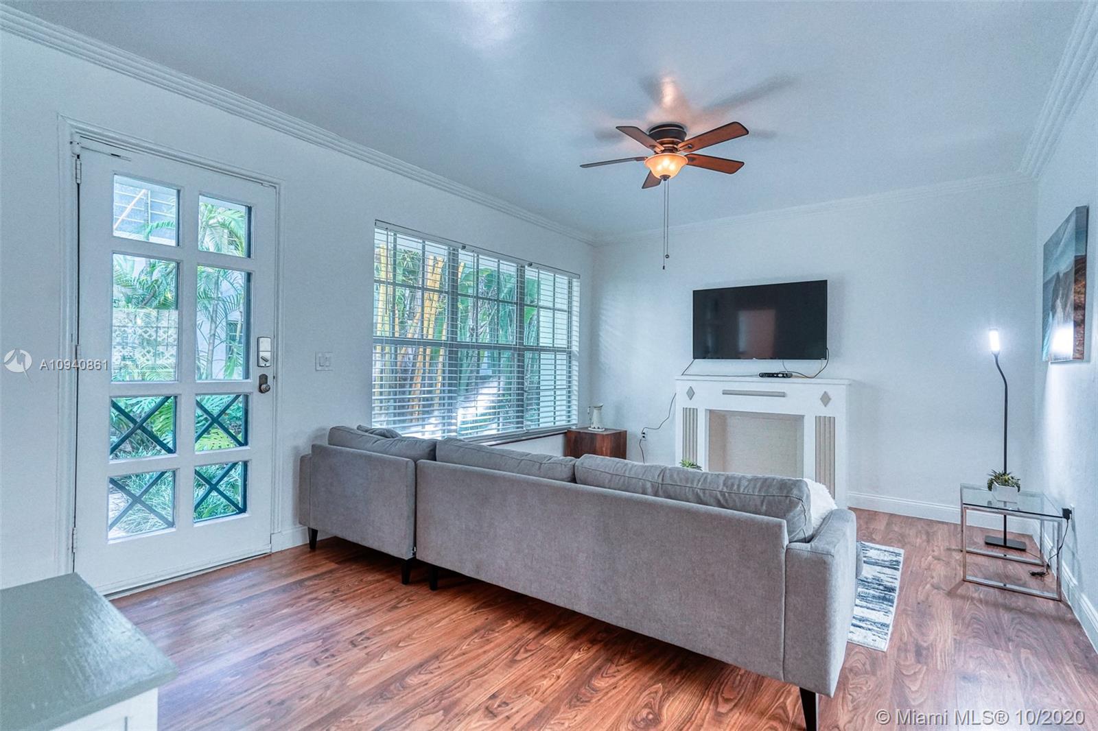See details / 4478 sq. ft. $ 2020-12-12 0 Photo