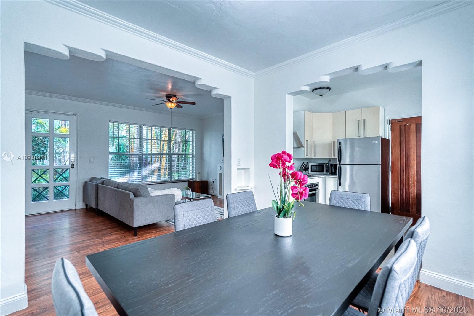 See details / 4478 sq. ft. $ 2020-12-12 0 Photo