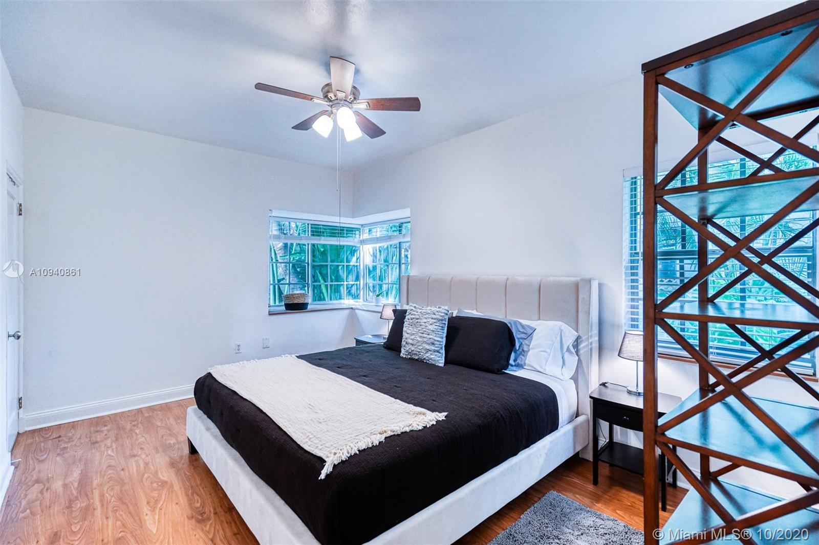 See details / 4478 sq. ft. $ 2020-12-12 0 Photo