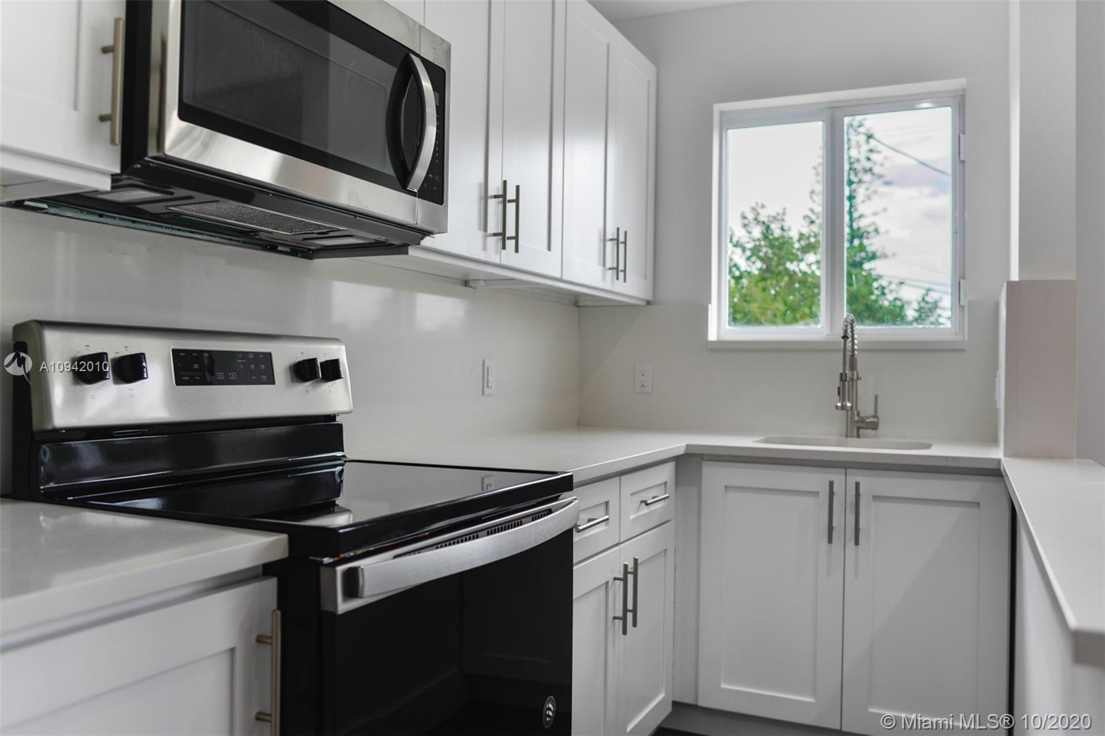 See details / 2995 sq. ft. $ 2021-01-07 0 Photo