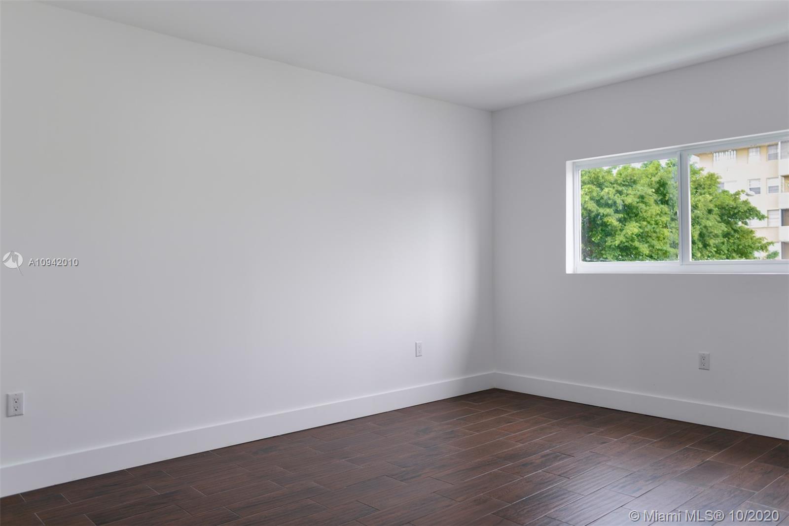 See details / 2995 sq. ft. $ 2021-01-07 0 Photo