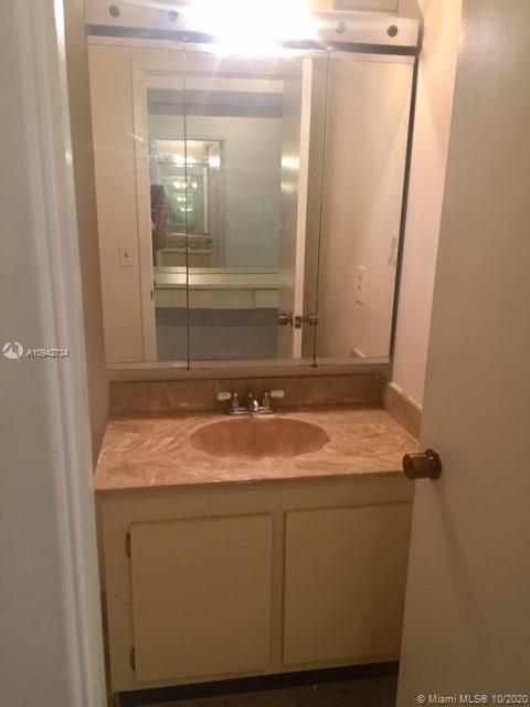 Photo of 2500 Parkview Dr #618, Hallandale Beach, Florida, 33009 -