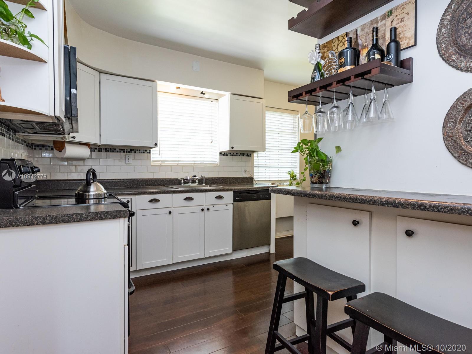 See details / 2130 sq. ft. $ 2020-11-05 0 Photo
