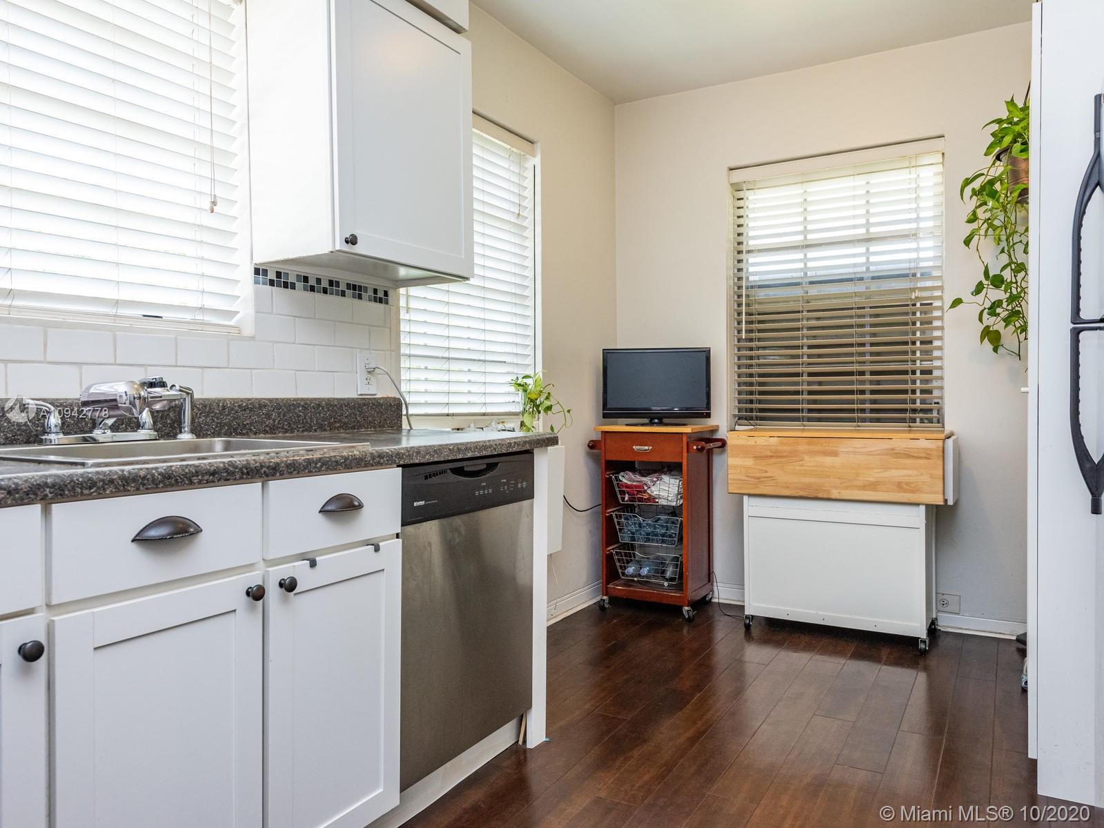 See details / 2130 sq. ft. $ 2020-11-05 0 Photo
