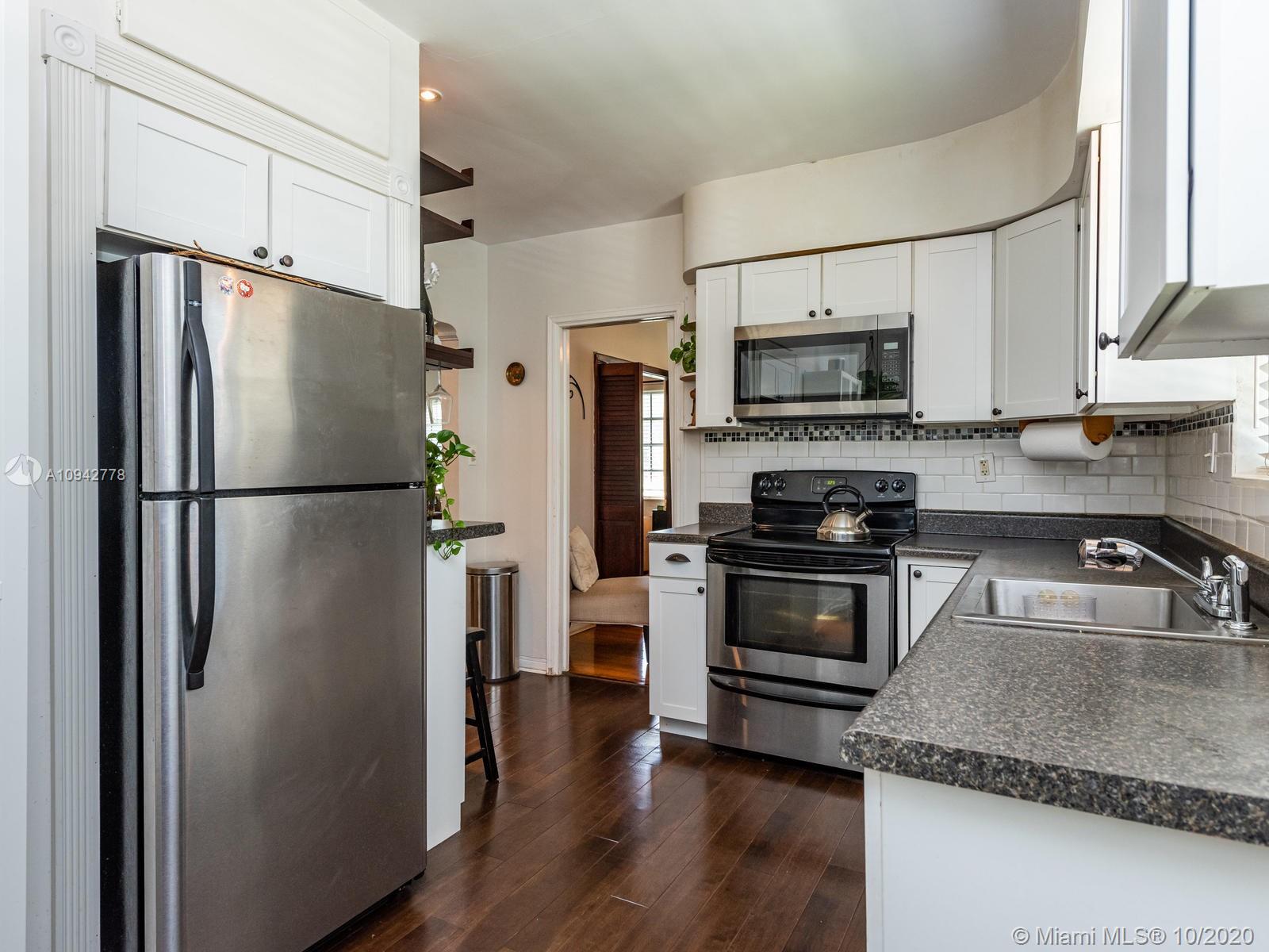 See details / 2130 sq. ft. $ 2020-11-05 0 Photo