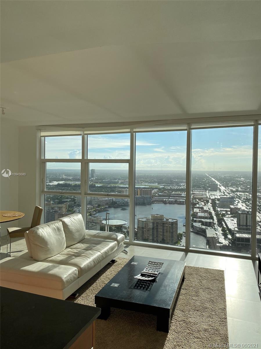See details 4507 1 / 1 871 sq. ft. $ 2020-10-15 0 Photo