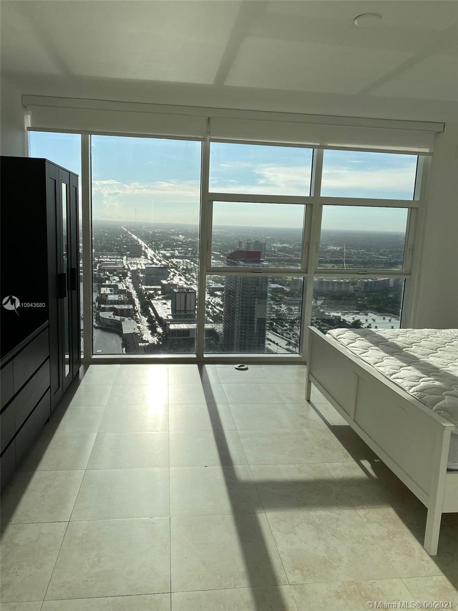 See details 4507 1 / 1 871 sq. ft. $ 2020-10-15 0 Photo